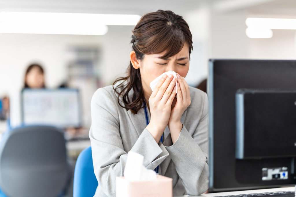 新型コロナウイルスで会社を休む時に給与補償されるって本当？